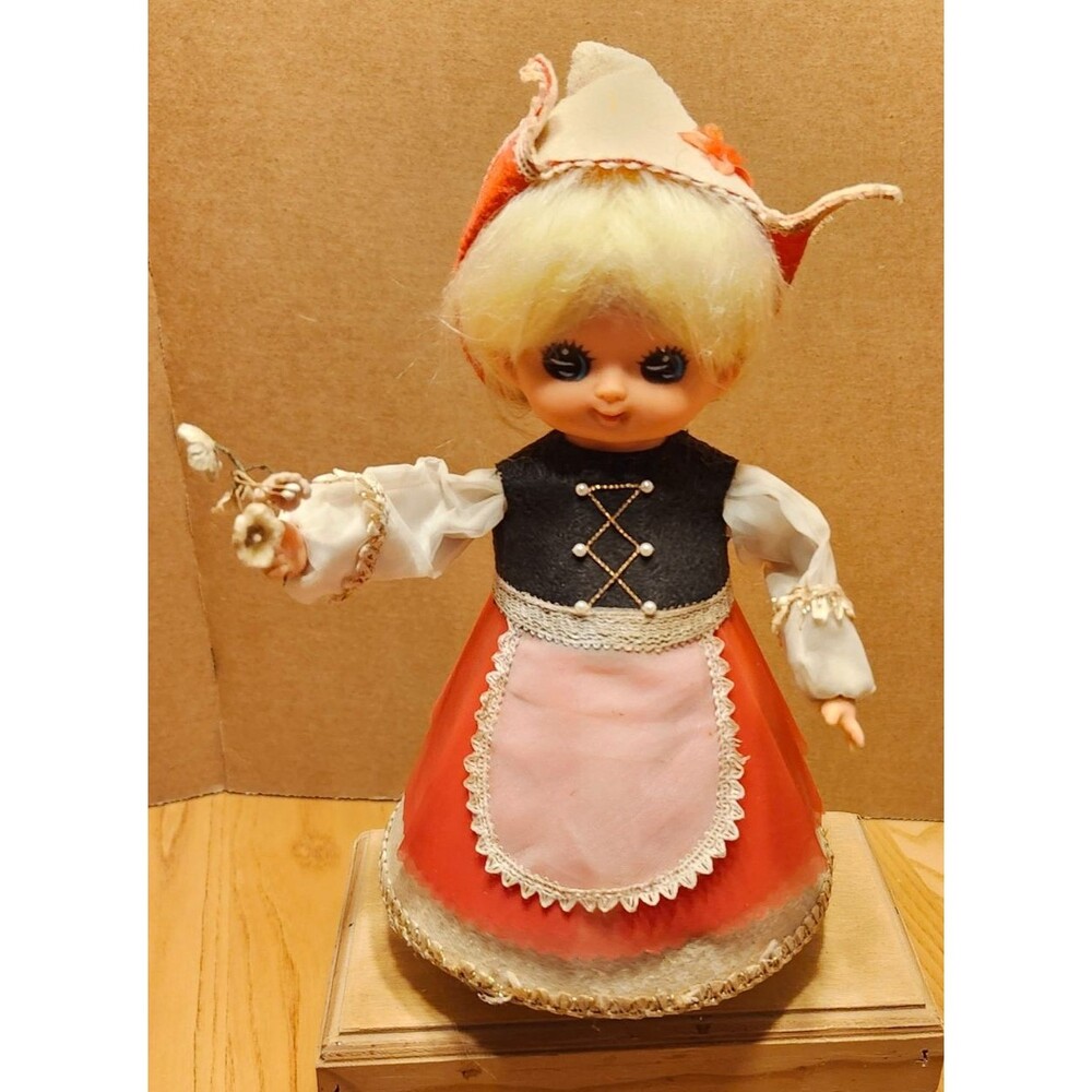 Vintage Doll Japan Wagner Arts Silent Night Musical Wind Up Rotating